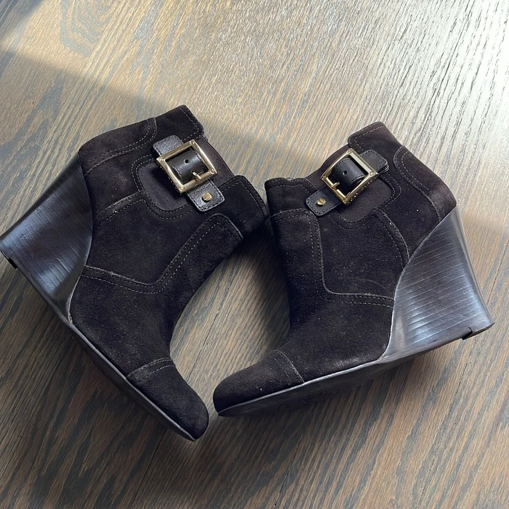 Women’s Tory Burch Adrienne Black Suede Wedge Ankle Boots Size 9.5M